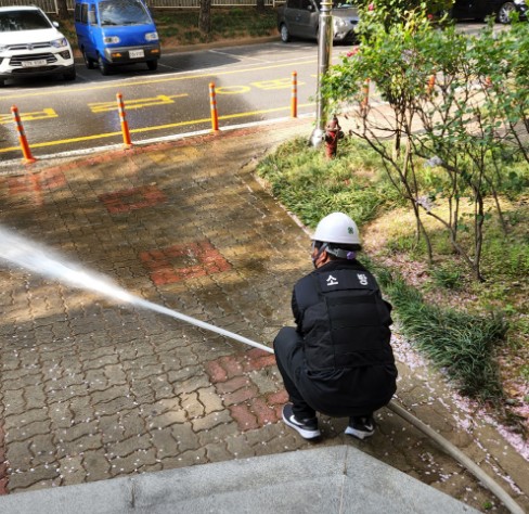 옥내소화전 방수압 측정.jpg